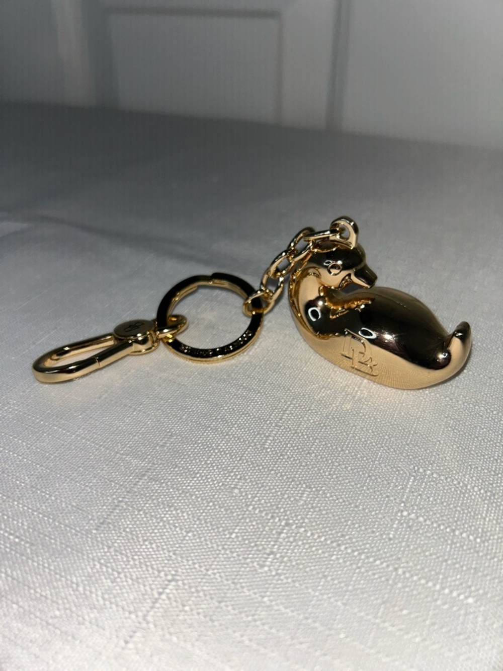 Dooney & Bourke Gold Duck Bag Charm  Keychain Like New Condition NWOT - Picture 3 of 7